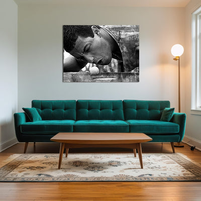 AUTO-MOCKUP ROOM | Happy Gilmore Grayscale