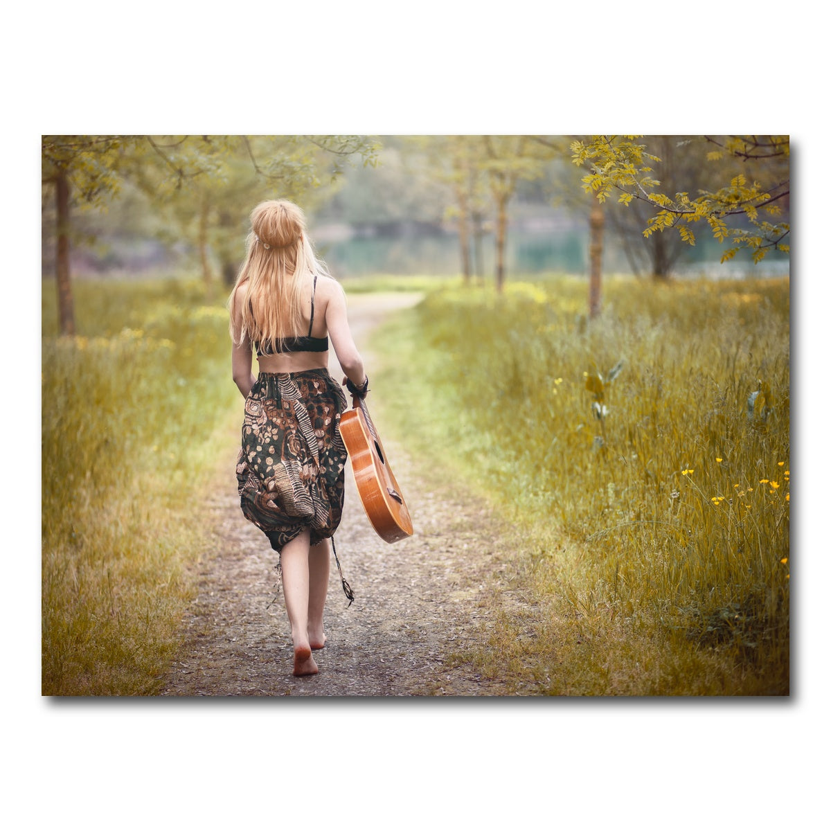 AUTO-MOCKUP WHITE | Hippie woman | 1 Piece | Gallery Wrap Canvas | group=4x3