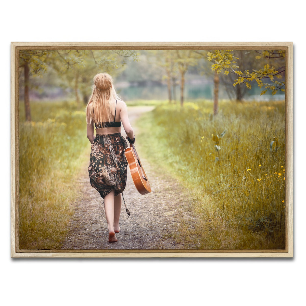 AUTO-MOCKUP WHITE | Hippie woman | 1 Piece | Natural Framed Canvas | group=4x3