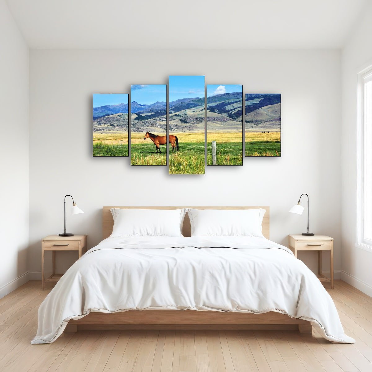 AUTO-MOCKUP ROOM | Horse Grazes in Paradise Valley