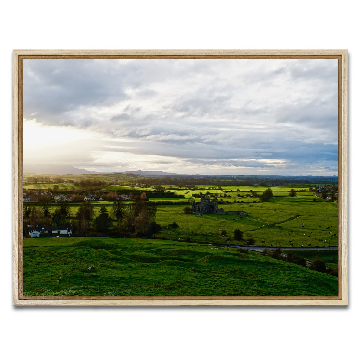 AUTO-MOCKUP WHITE | Irish Countryside | 1 Piece | Natural Framed Canvas | group=4x3