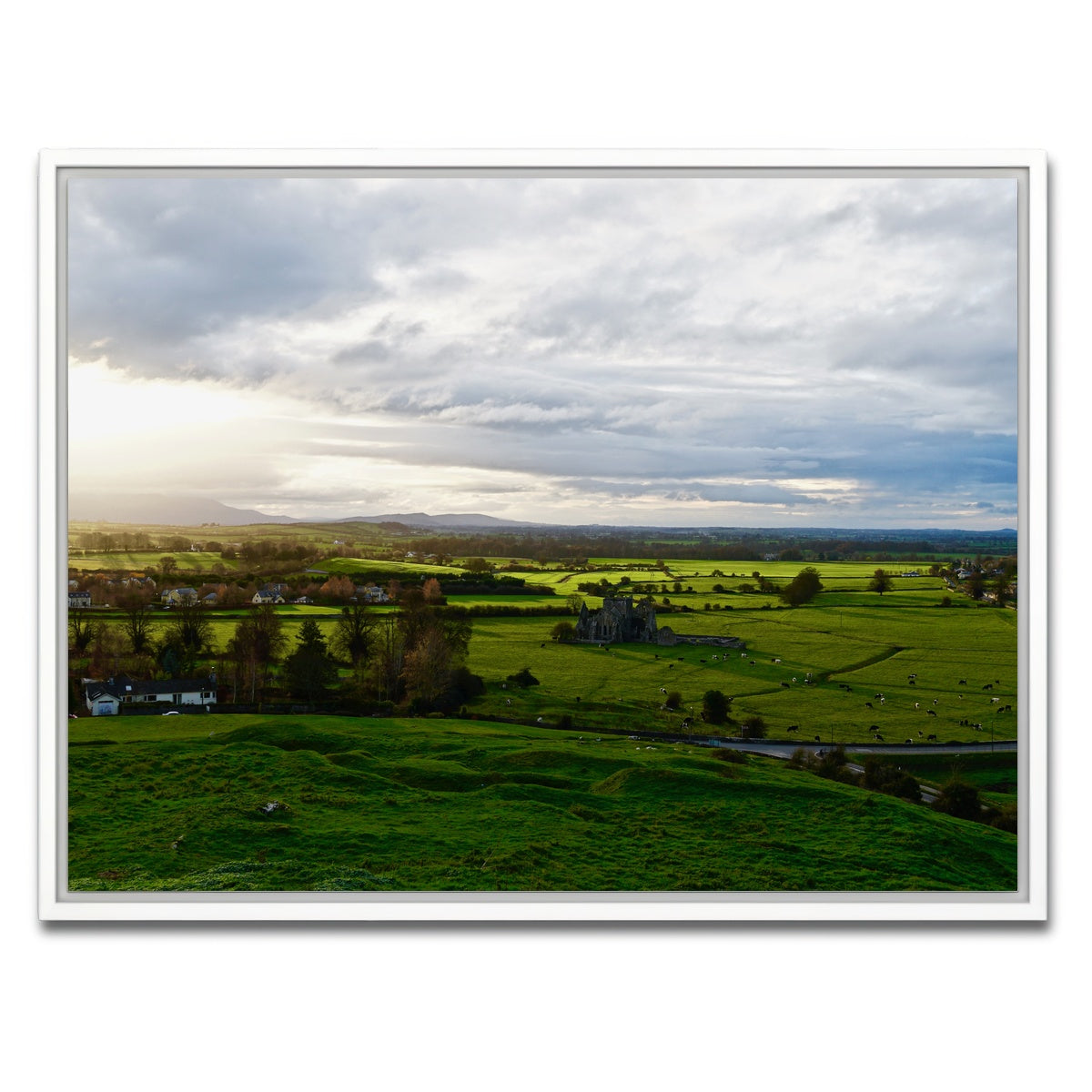 AUTO-MOCKUP WHITE | Irish Countryside | 1 Piece | White Framed Canvas | group=4x3