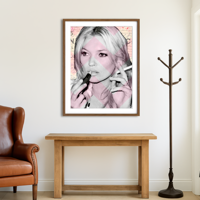 AUTO-MOCKUP ROOM | Kate Moss Wall Art
