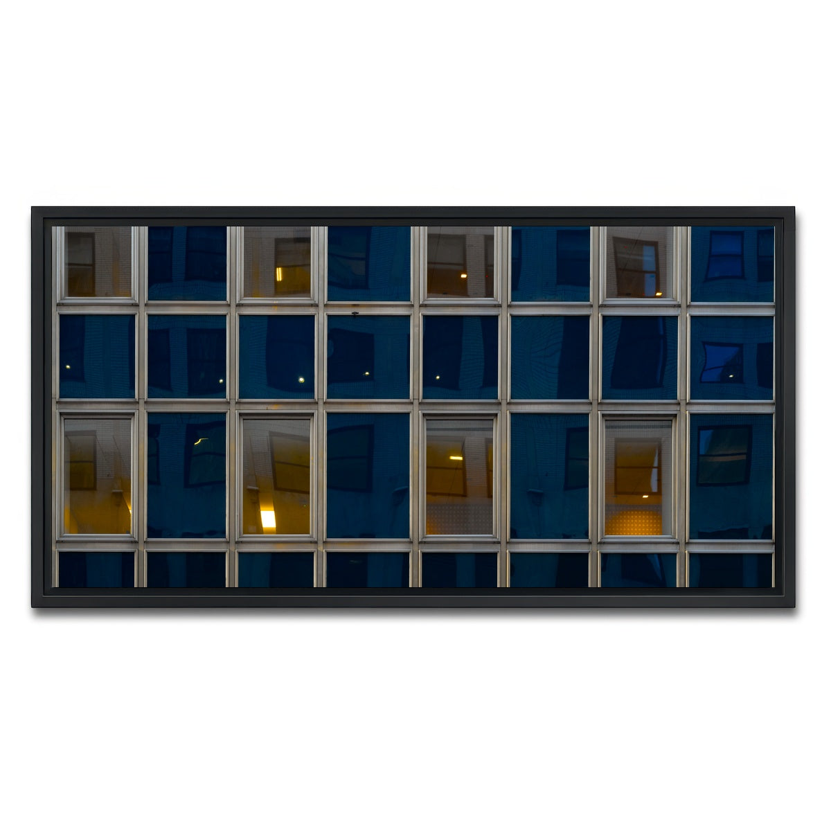 AUTO-MOCKUP WHITE | Living Grid | 1 Piece | Black Framed Canvas | group=2x1