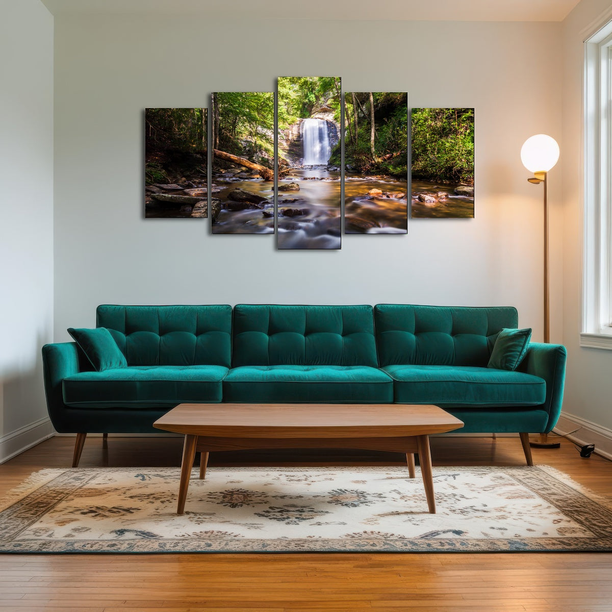 AUTO-MOCKUP ROOM | Looking Glass Falls NC