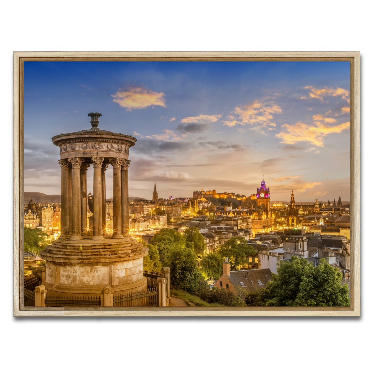 AUTO-MOCKUP WHITE | Magical sunset over Edinburgh | 1 Piece | Natural Framed Canvas | group=4x3
