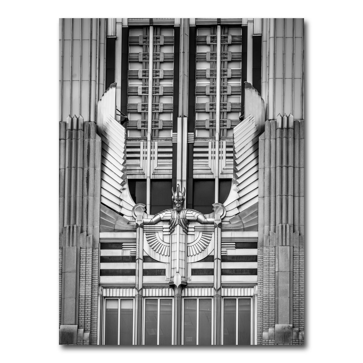 AUTO-MOCKUP WHITE | Man in Building | 1 Piece | Gallery Wrap Canvas | group=3x4