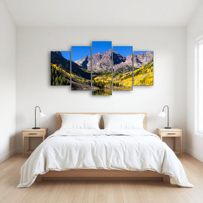 AUTO-MOCKUP ROOM | Maroon Bells Autumn