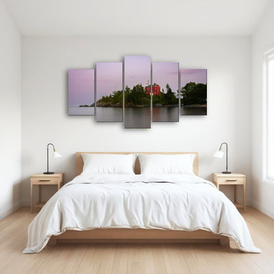 AUTO-MOCKUP ROOM | Marquette Harbor Lighthouse