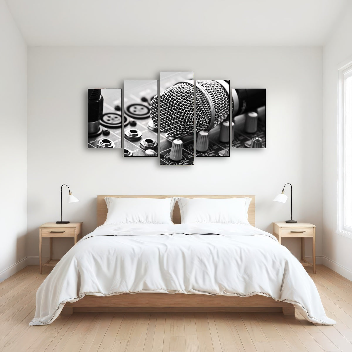 AUTO-MOCKUP ROOM | Microphone Mixer