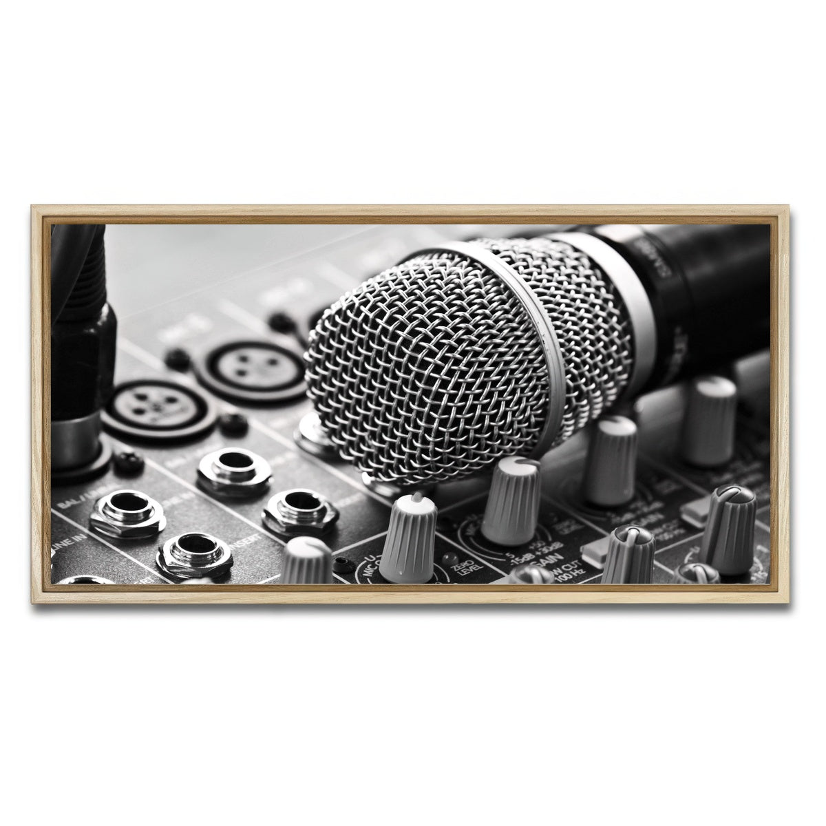 AUTO-MOCKUP WHITE | Microphone Mixer | 1 Piece | Natural Framed Canvas | group=2x1