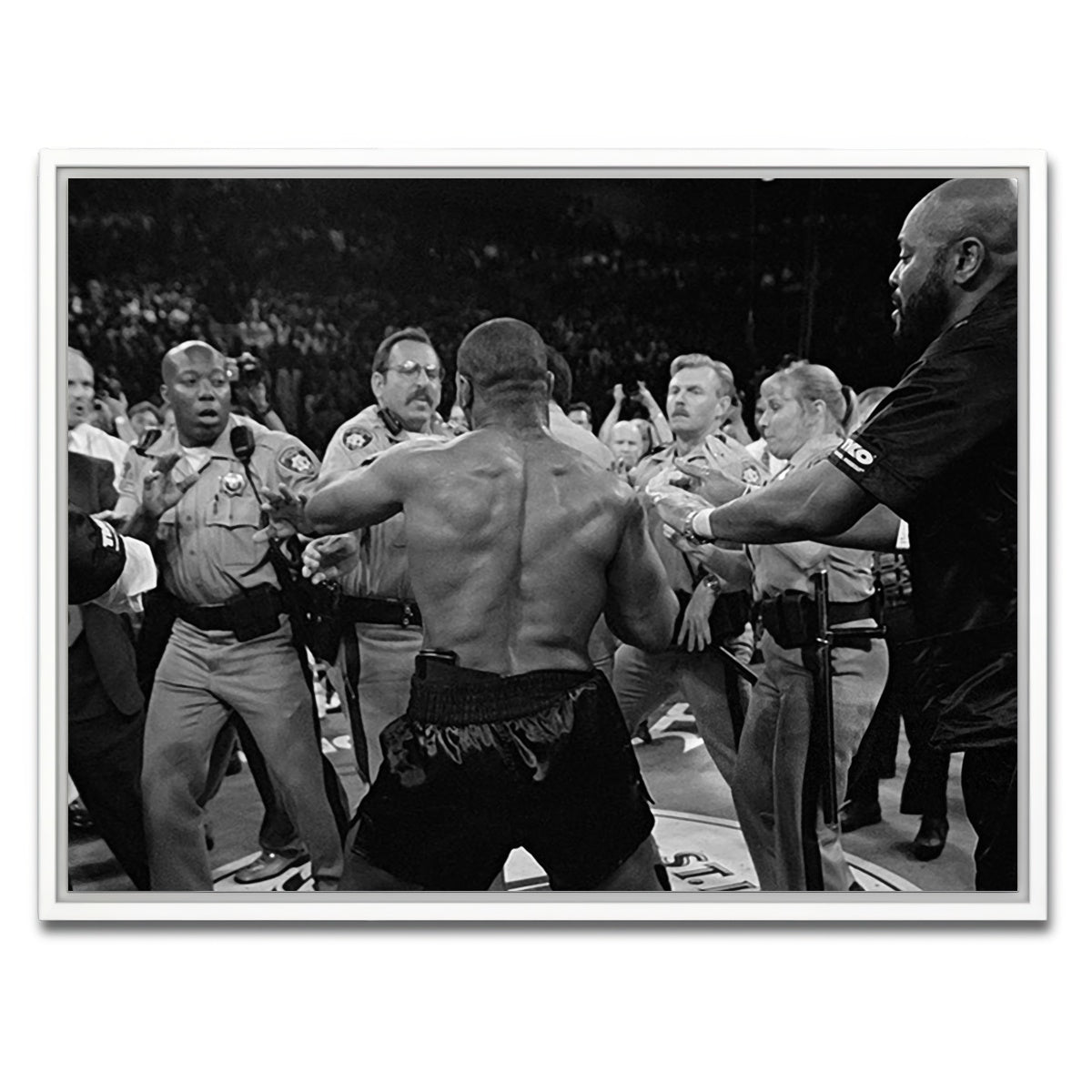 AUTO-MOCKUP WHITE | Mike Tyson | 1 Piece | White Framed Canvas | group=4x3