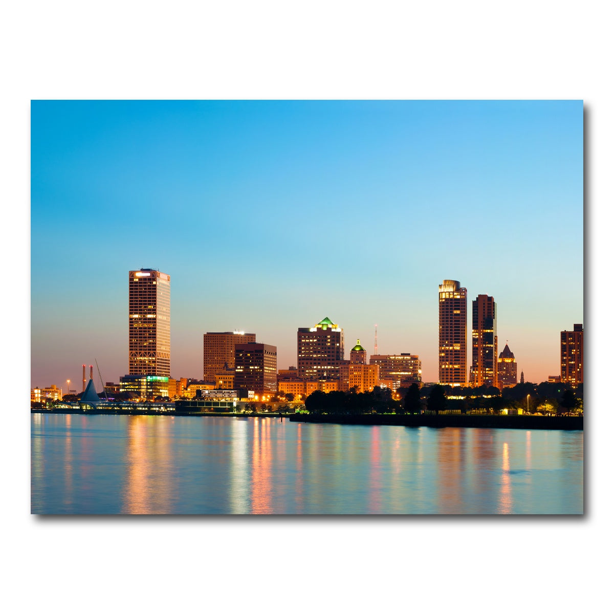 AUTO-MOCKUP WHITE | Milwaukee skyline at twilight | 1 Piece | Gallery Wrap Canvas | group=4x3