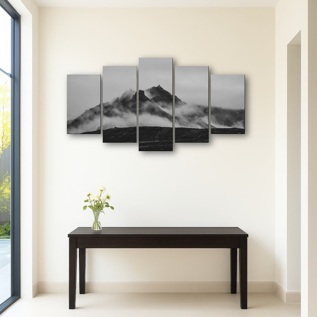 AUTO-MOCKUP ROOM | Misty Peaks