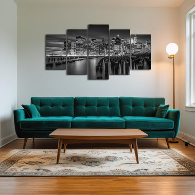 AUTO-MOCKUP ROOM | Monochrome Manhattan Skyline at Sunset