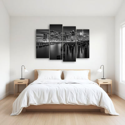AUTO-MOCKUP ROOM | Monochrome Manhattan Skyline at Sunset