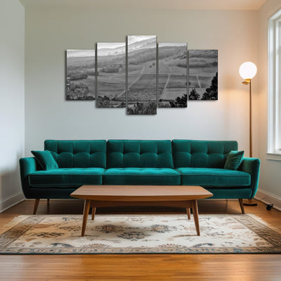 AUTO-MOCKUP ROOM | Moody Hills