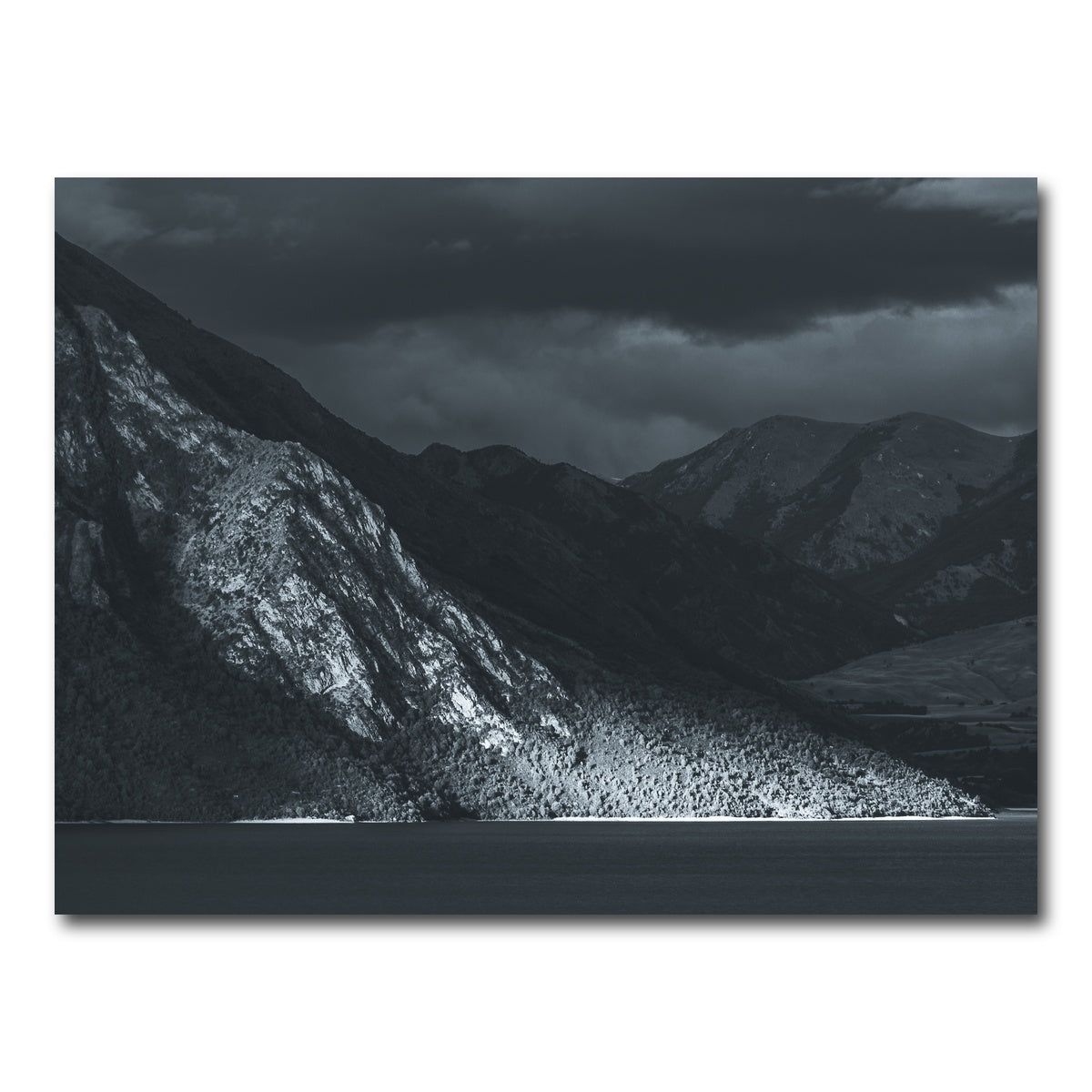 AUTO-MOCKUP WHITE | Moody Lake | 1 Piece | Gallery Wrap Canvas | group=4x3