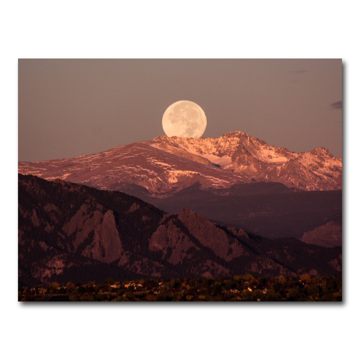 AUTO-MOCKUP WHITE | Moon Over Boulder | 1 Piece | Gallery Wrap Canvas | group=4x3