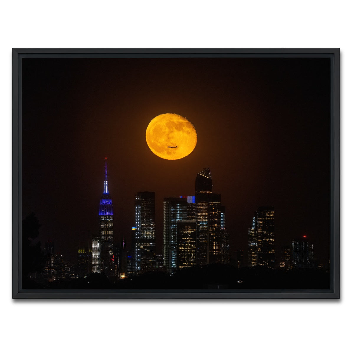 AUTO-MOCKUP WHITE | Moon and NYC | 1 Piece | Black Framed Canvas | group=4x3
