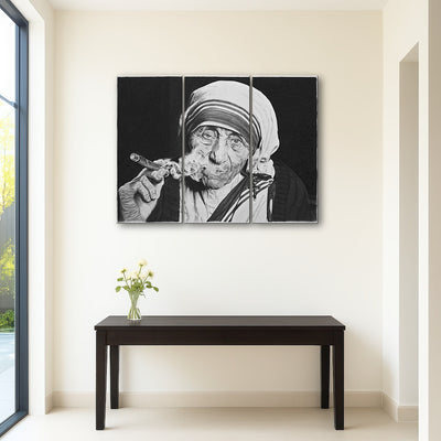 AUTO-MOCKUP ROOM | Mother Teresa