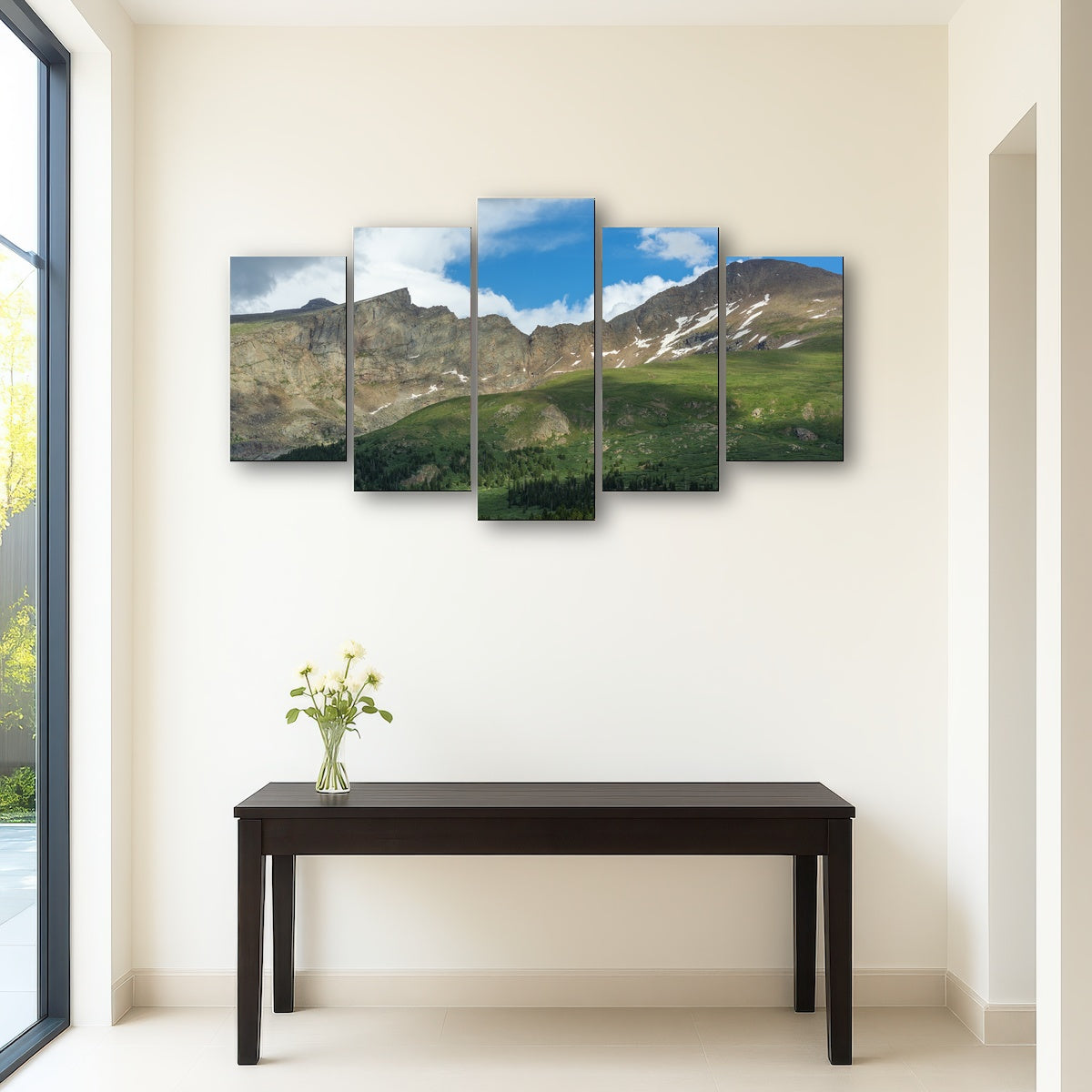 AUTO-MOCKUP ROOM | Mount Bierstadt and The Sawtooth