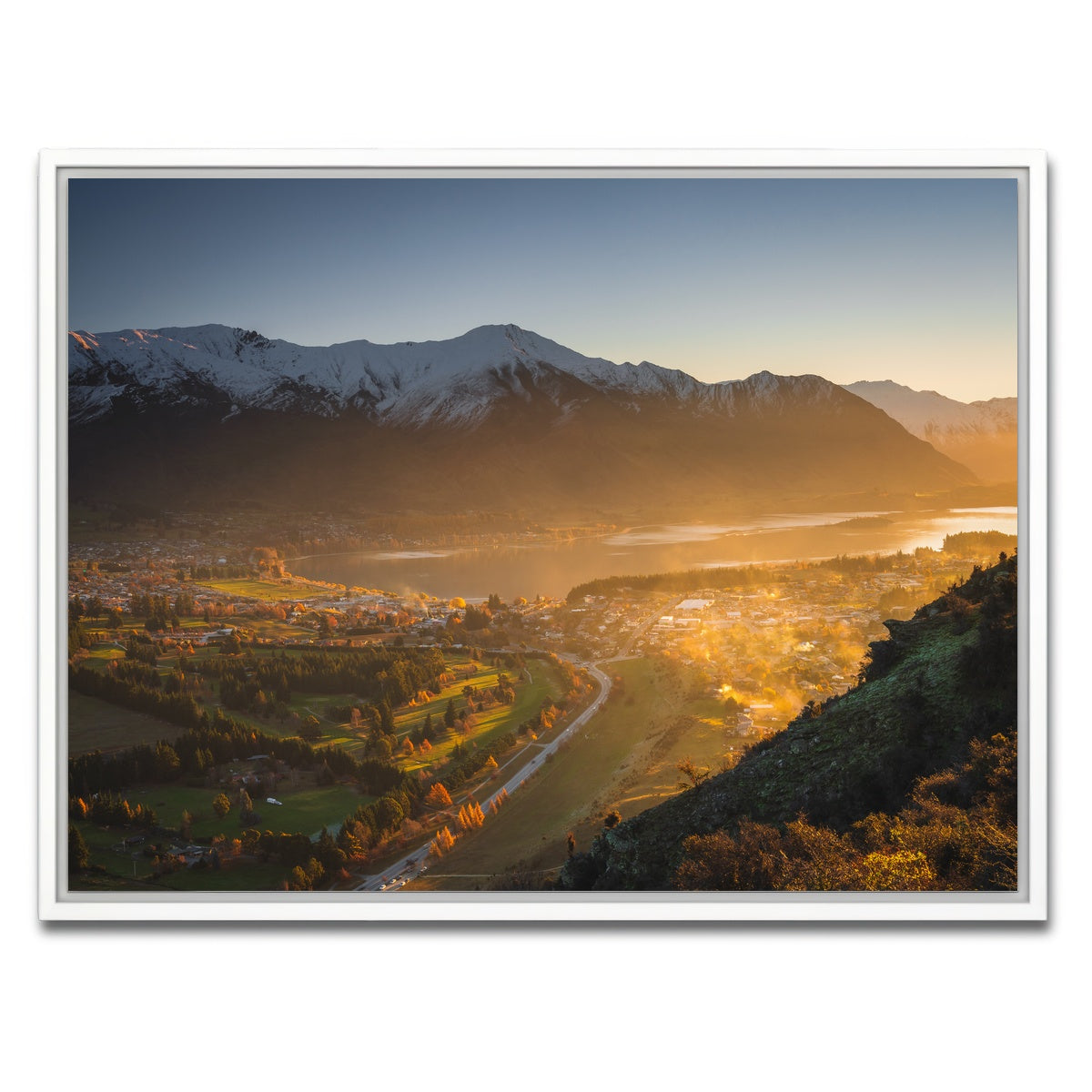 AUTO-MOCKUP WHITE | Mount Iron | 1 Piece | White Framed Canvas | group=4x3