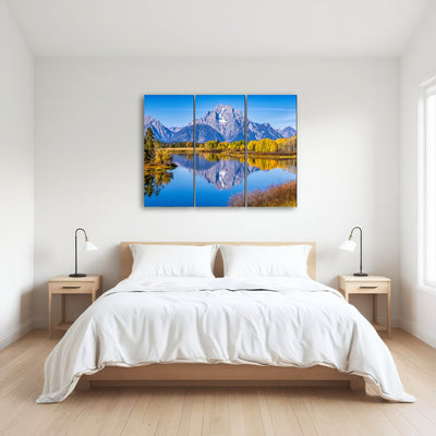 AUTO-MOCKUP ROOM | Mount Moran and Reflections