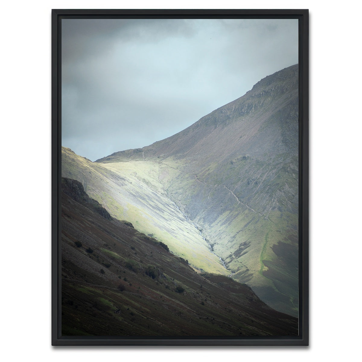 AUTO-MOCKUP WHITE | Mountain Ravine | 1 Piece | Black Framed Canvas | group=3x4