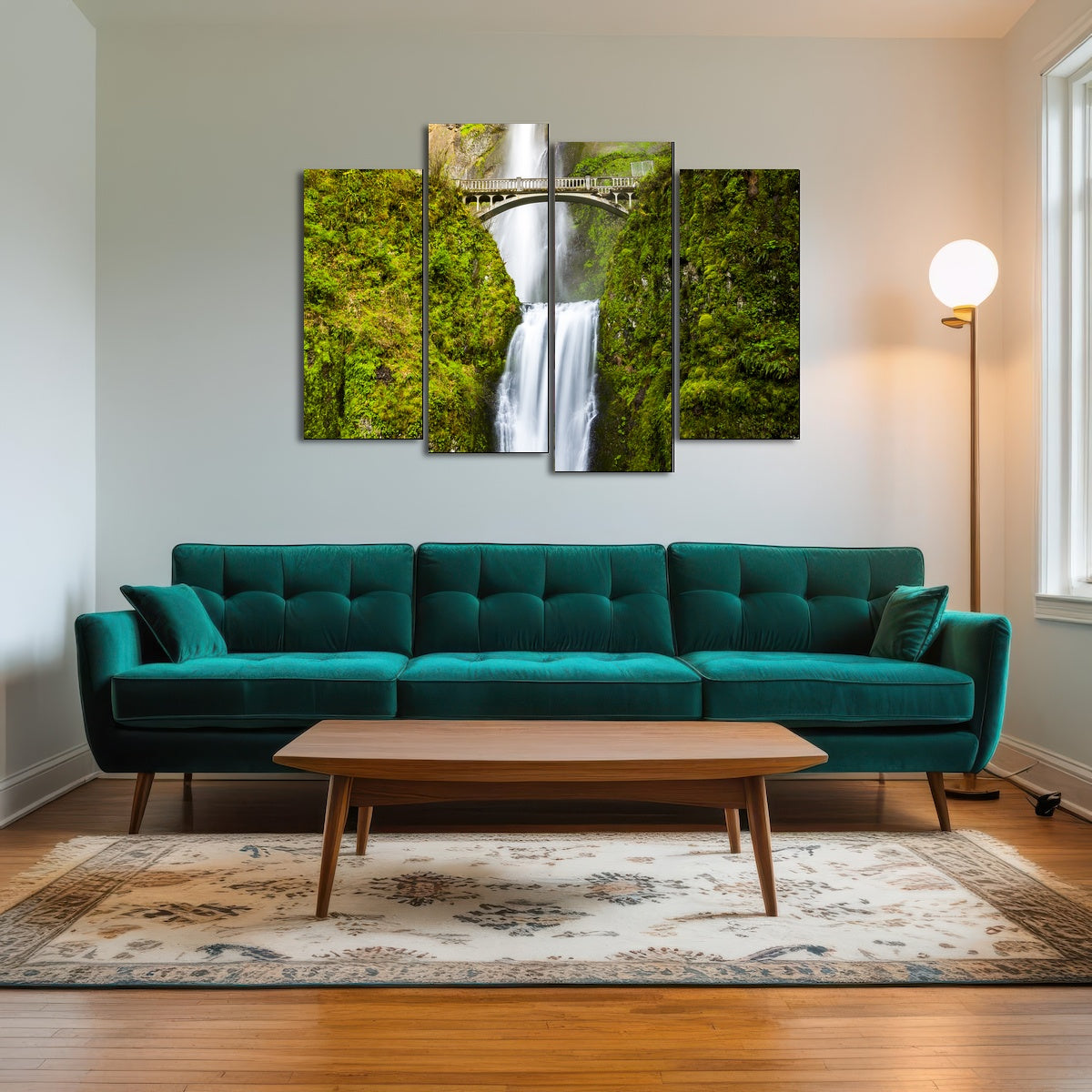 AUTO-MOCKUP ROOM | Multnomah Falls