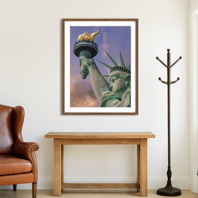 AUTO-MOCKUP ROOM | NEW YORK CITY Statue of Liberty at Sunset Wall Art