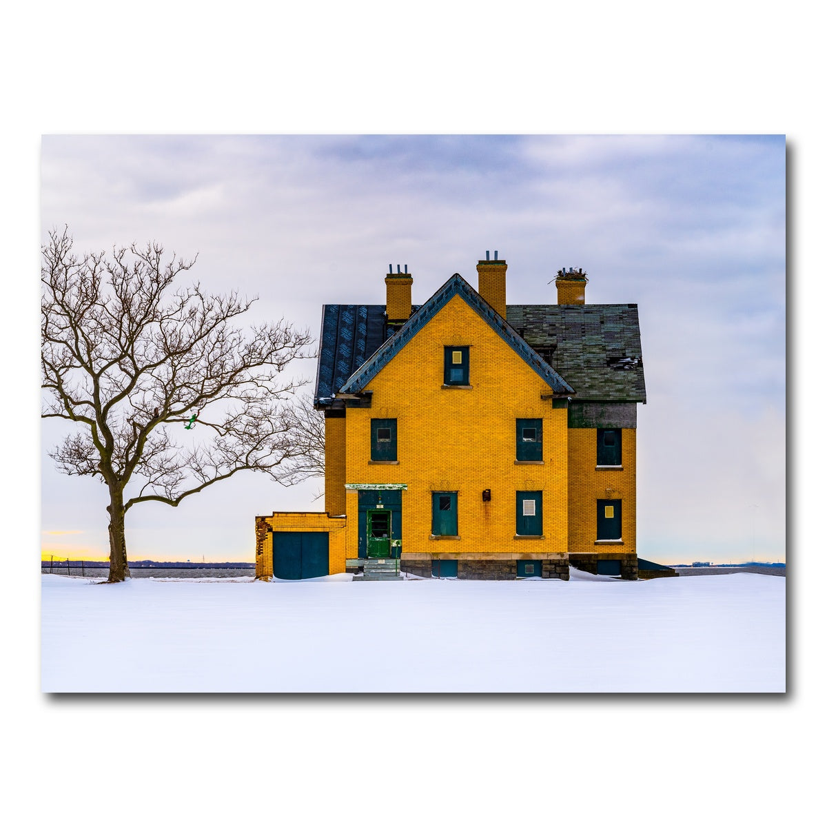 AUTO-MOCKUP WHITE | Officer's Row Yellow House | 1 Piece | Gallery Wrap Canvas | group=4x3