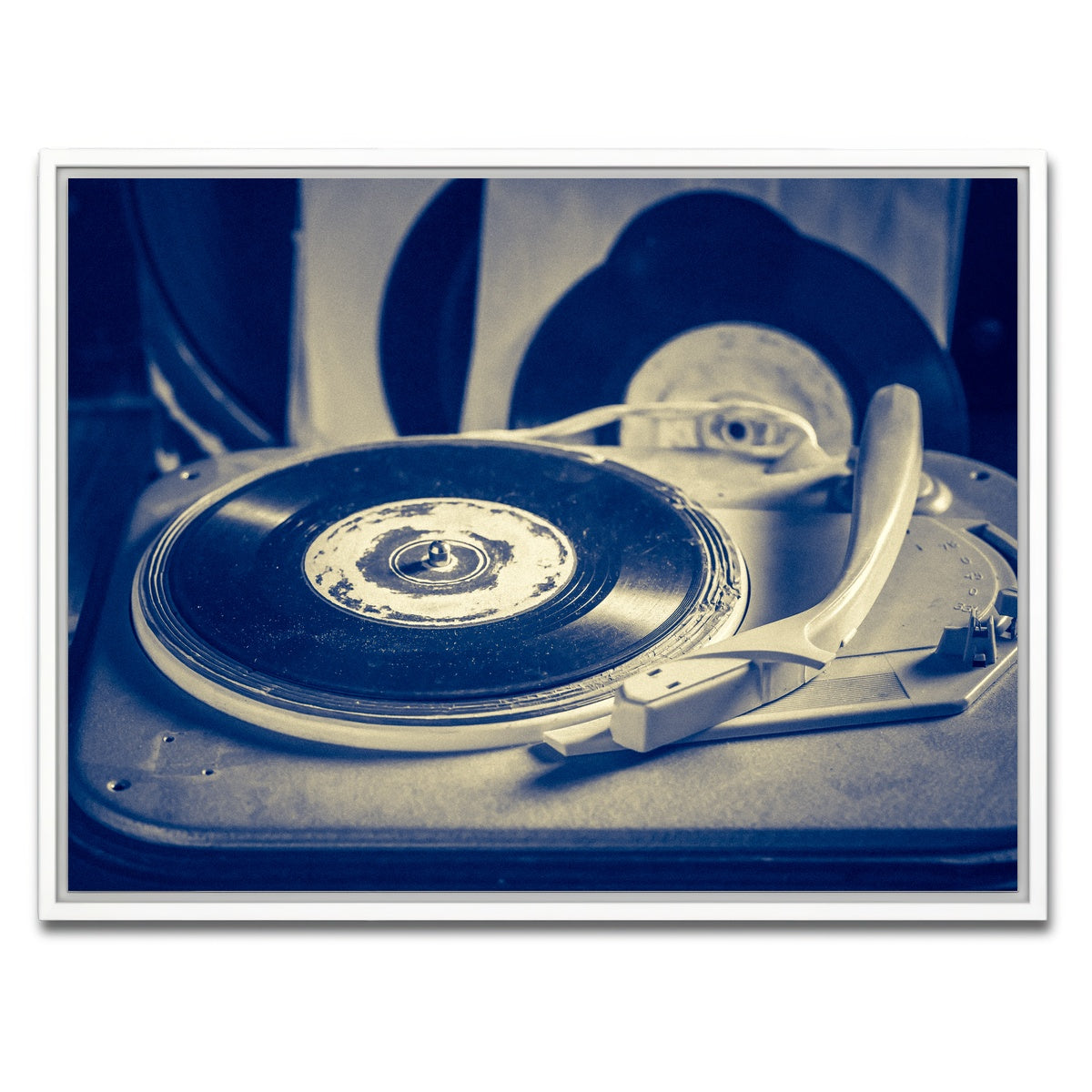 AUTO-MOCKUP WHITE | Old Record Player | 1 Piece | White Framed Canvas | group=4x3