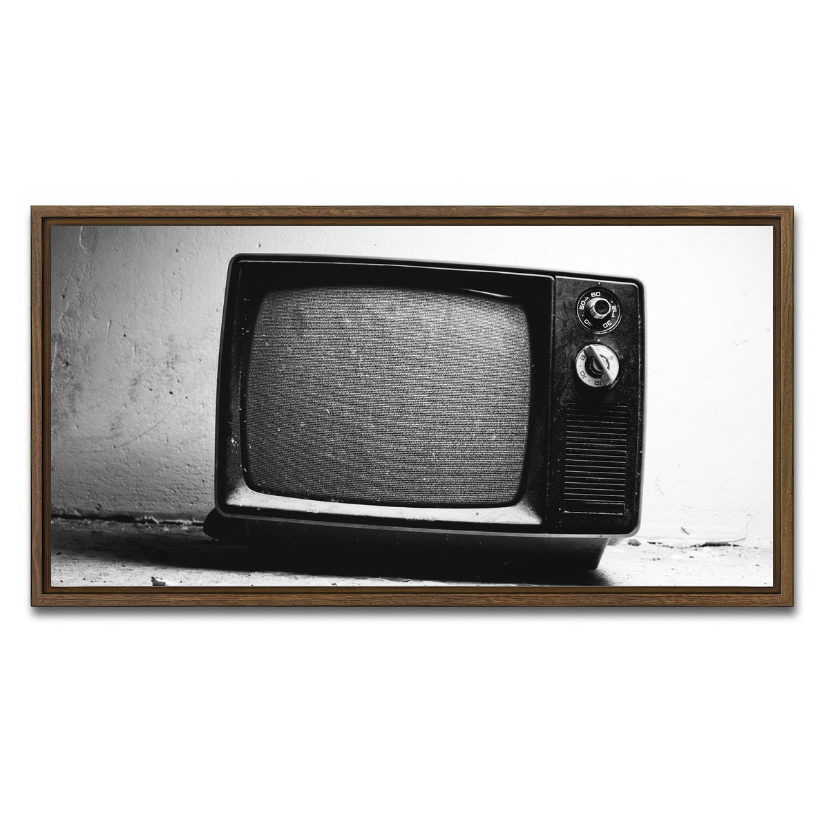 AUTO-MOCKUP WHITE | Old TV | 1 Piece | Walnut Framed Canvas | group=2x1