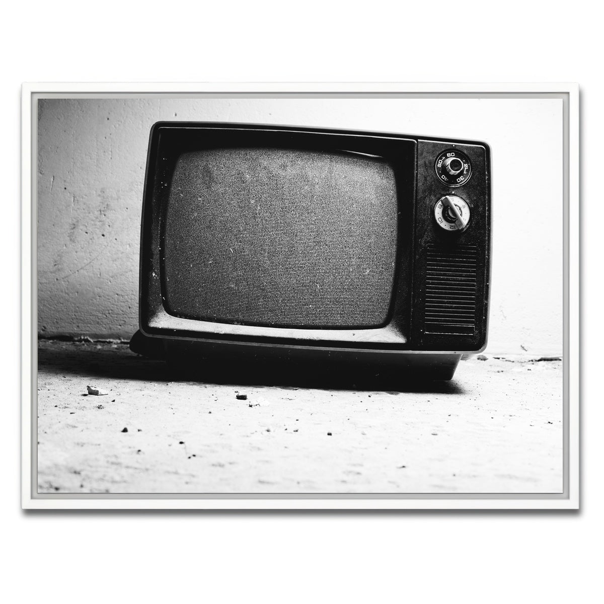AUTO-MOCKUP WHITE | Old TV | 1 Piece | White Framed Canvas | group=4x3