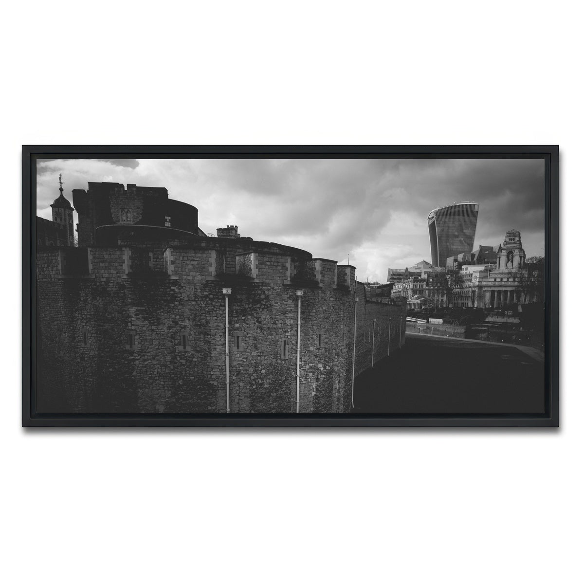 AUTO-MOCKUP WHITE | Old and New London | 1 Piece | Black Framed Canvas | group=2x1