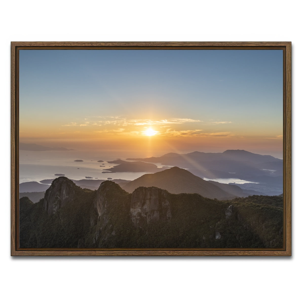 AUTO-MOCKUP WHITE | On Top of the World | 1 Piece | Walnut Framed Canvas | group=4x3