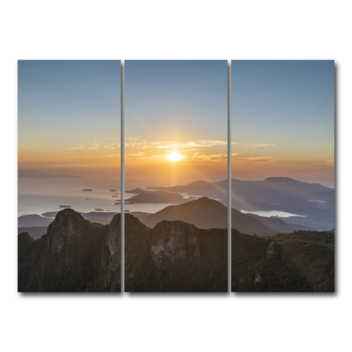 AUTO-MOCKUP WHITE | On Top of the World | 3 Piece | Gallery Wrap Canvas | group=8x18