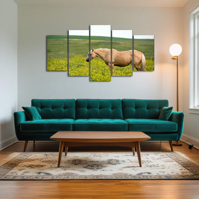 AUTO-MOCKUP ROOM | Palomino quarter horse