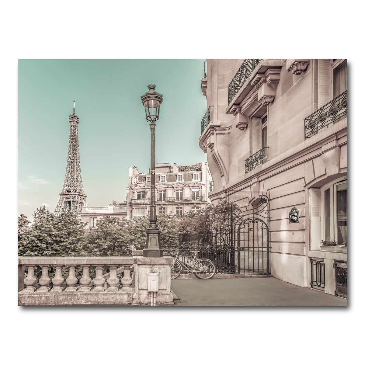 AUTO-MOCKUP WHITE | Paris Charm | 1 Piece | Gallery Wrap Canvas | group=4x3