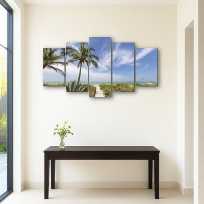 AUTO-MOCKUP ROOM | Path to the beach