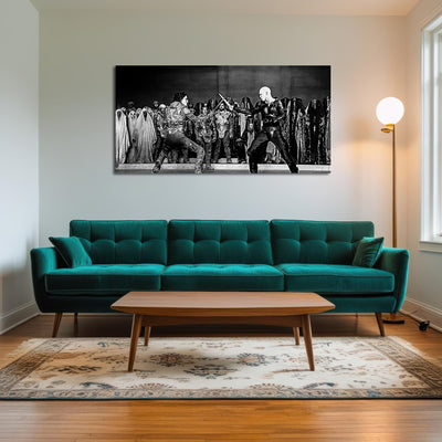 AUTO-MOCKUP ROOM | Paul Vs. Feyd Rautha Grayscale