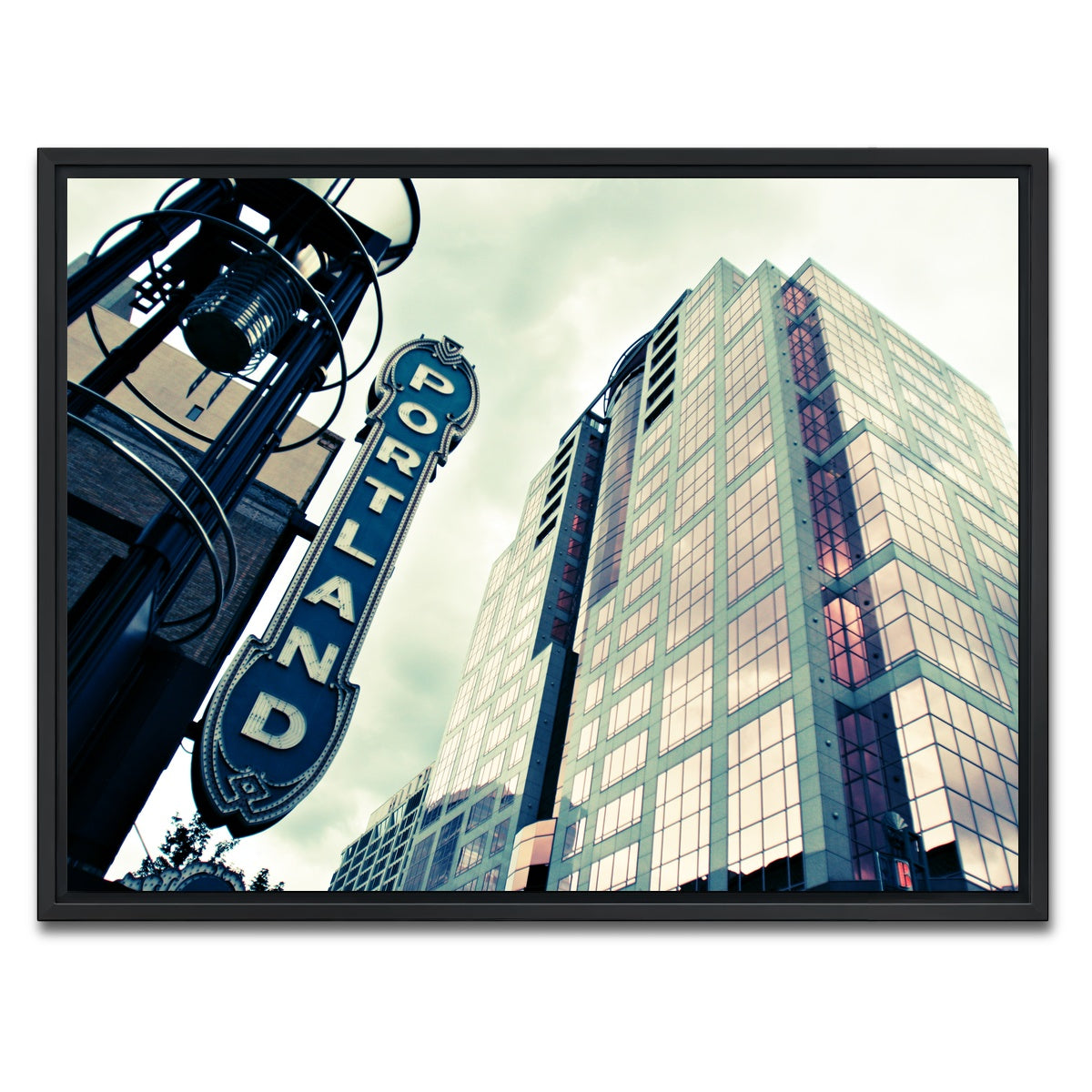 AUTO-MOCKUP WHITE | Portland Sign | 1 Piece | Black Framed Canvas | group=4x3