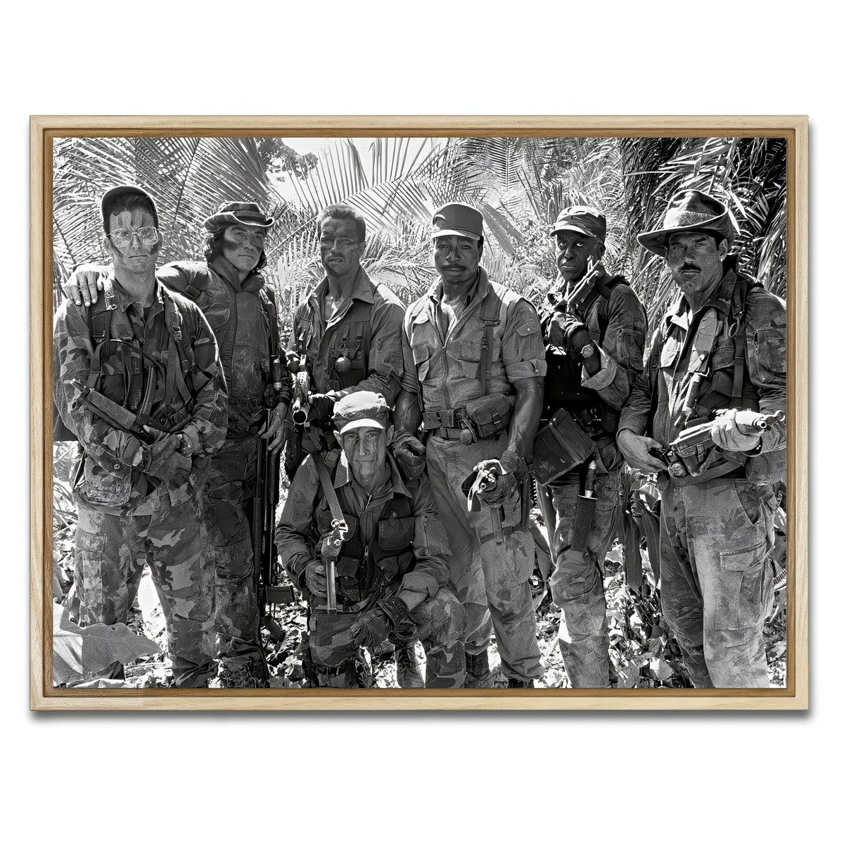 AUTO-MOCKUP WHITE | Predator Crew | 1 Piece | Natural Frame | group=4x3