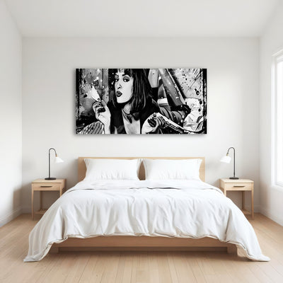 AUTO-MOCKUP ROOM | Pulp Fiction grayscale