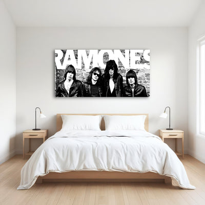AUTO-MOCKUP ROOM | RAMONES