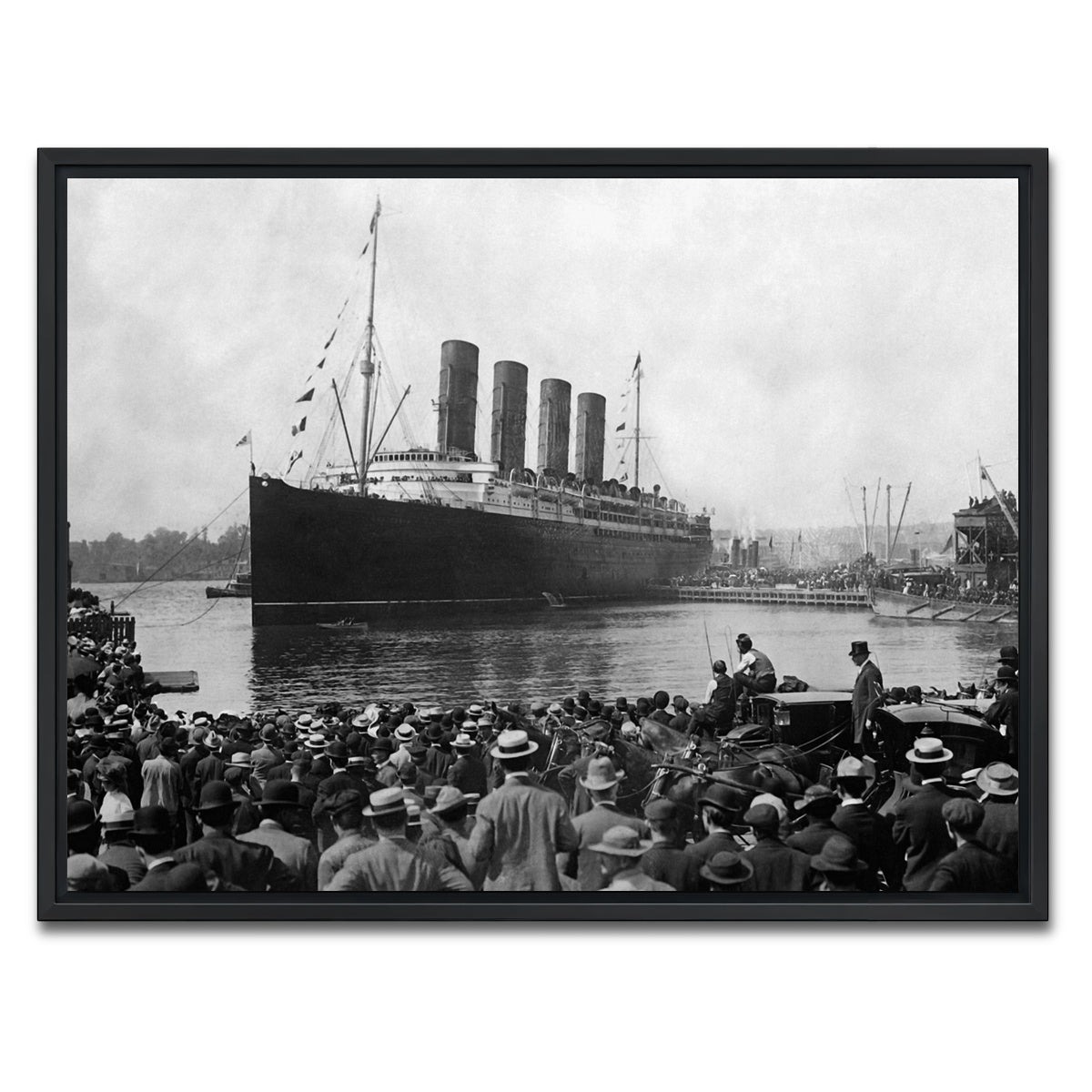 AUTO-MOCKUP WHITE | RMS Lusitania | 1 Piece | Black Framed Canvas | group=4x3
