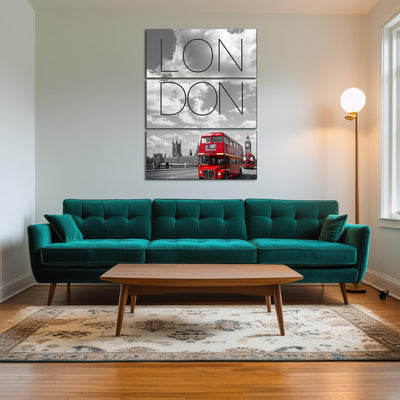 AUTO-MOCKUP ROOM | Red Buses London Text
