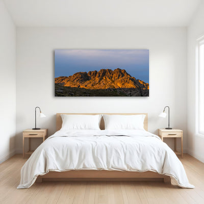 AUTO-MOCKUP ROOM | Reflected Sunset