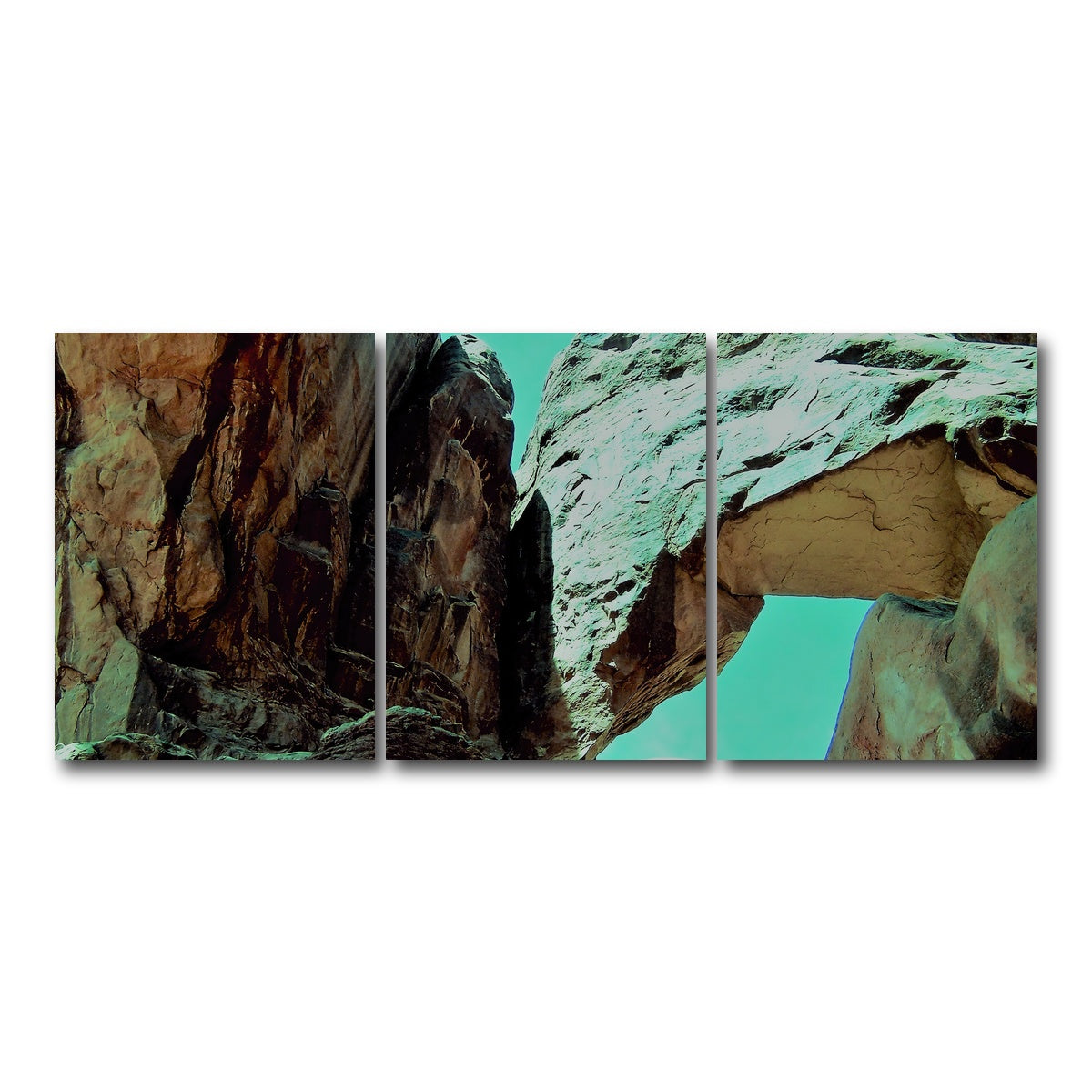AUTO-MOCKUP WHITE | Rocky Arch | 3 Piece | Gallery Wrap Canvas | group=18x24